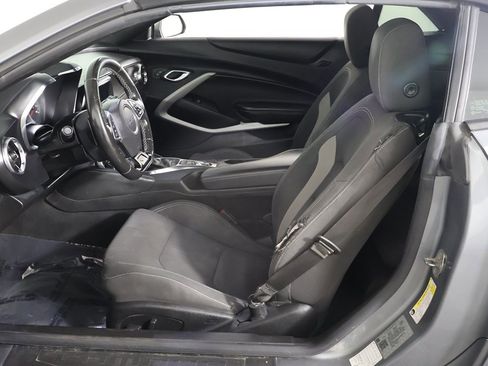 Used 2020 Chevrolet Camaro LT image 26