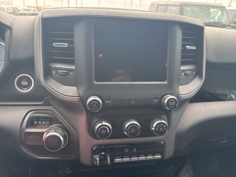 Used 2024 RAM 2500 Tradesman w/ Chrome Appearance Group image 11