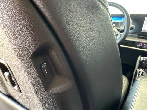 Used 2023 Kia Sportage SX FWD image 34