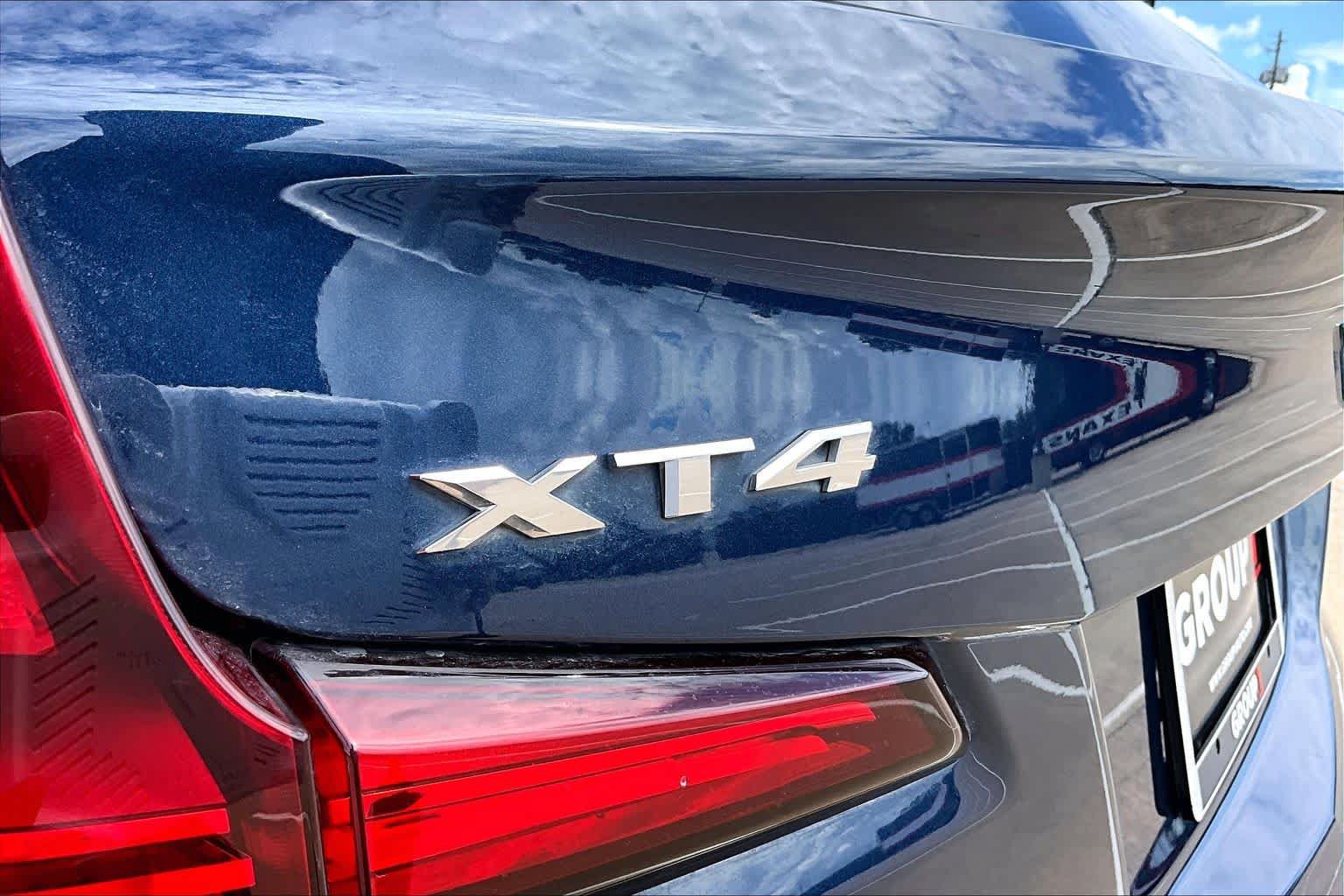 Used 2019 Cadillac XT4 Premium Luxury FWD image 30