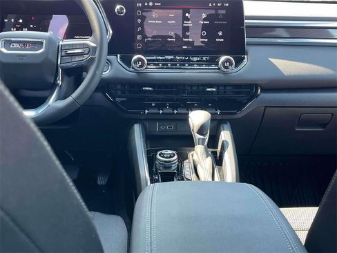 New 2026 GMC Canyon Elevation w/ Convenience Package image 14