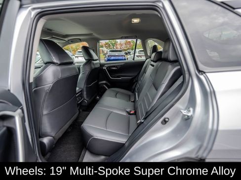 Used 2023 Toyota RAV4 Limited image 13