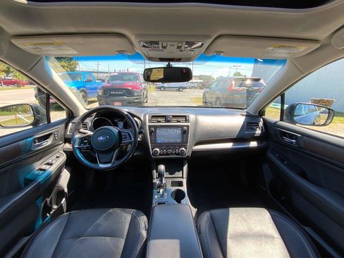 Used 2018 Subaru Outback 2.5i Limited AWD/4WD image 31