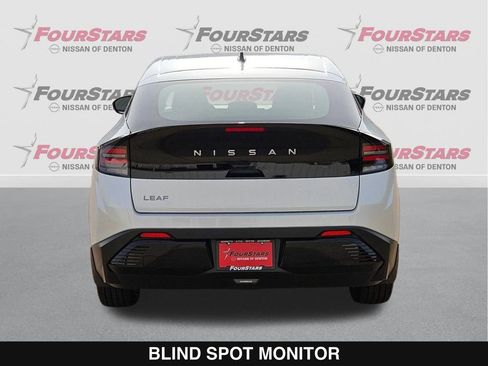 New 2026 Nissan Leaf SV+ w/ Floor Mat Package (SV+) FWD image 5