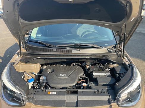 Used 2016 Kia Soul FWD image 4