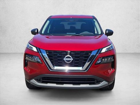 Used 2023 Nissan Rogue S FWD image 2