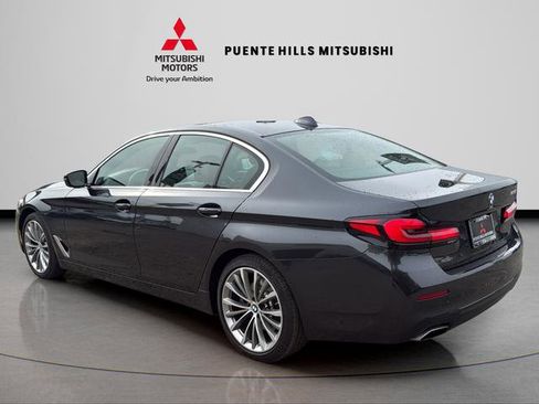 Used 2022 BMW 530i w/ Premium Package RWD image 7
