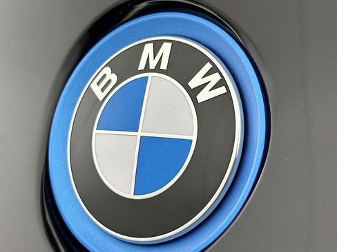 Used 2015 BMW i8 image 10