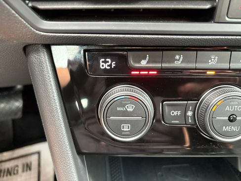 Certified 2024 Volkswagen Jetta SEL image 22