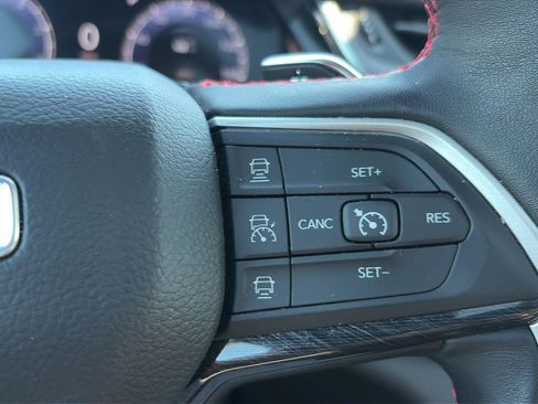 Used 2022 Jeep Grand Cherokee Trailhawk w/ ADV Protech Group II AWD/4WD image 20
