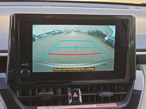 Used 2026 Toyota Corolla Cross L image 27