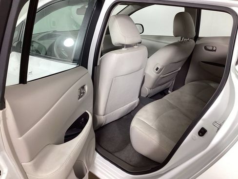 Used 2015 Nissan Leaf SV FWD image 22