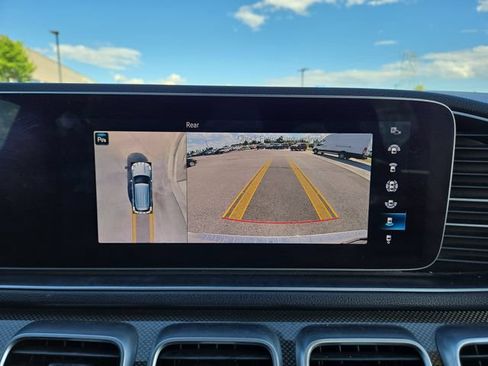 Used 2020 Mercedes-Benz GLE 450 4MATIC image 25