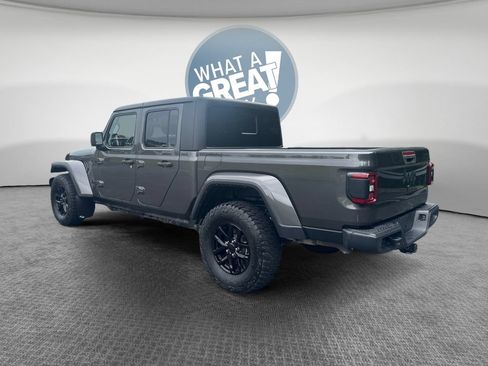 Used 2021 Jeep Gladiator Sport AWD/4WD image 6
