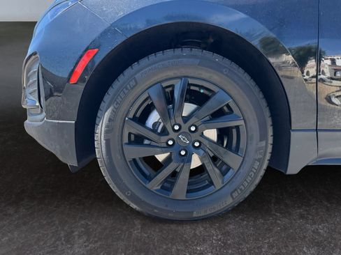 Used 2024 Chevrolet Equinox LS w/ LS Convenience Package image 9