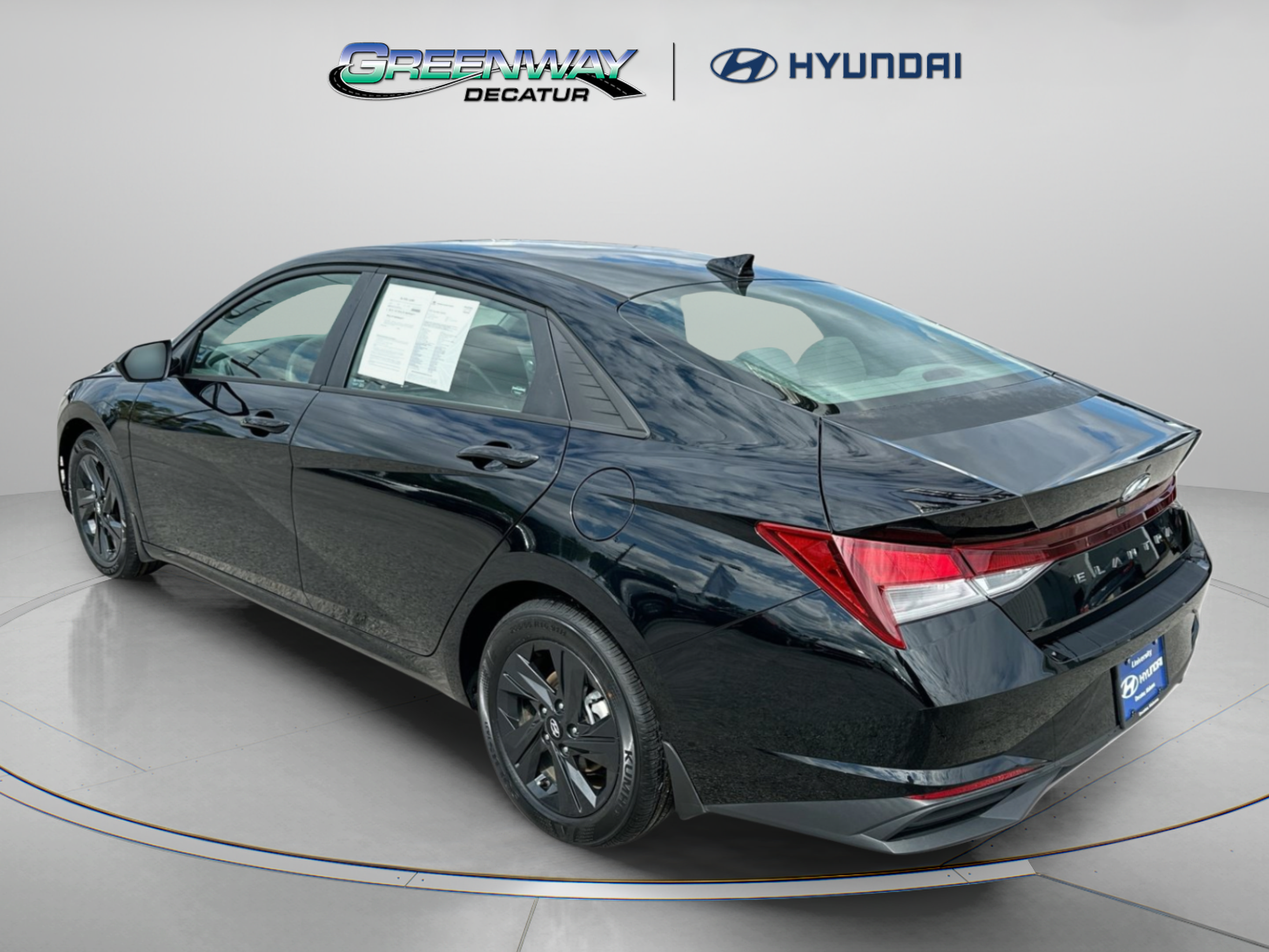 Used 2022 Hyundai Elantra SEL FWD image 6