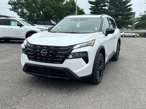 New 2026 Nissan Rogue Dark Armor FWD image 8