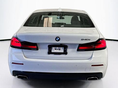 Used 2023 BMW 540i w/ Premium Package RWD image 6