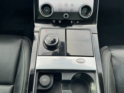 Used 2018 Land Rover Range Rover Velar S image 20
