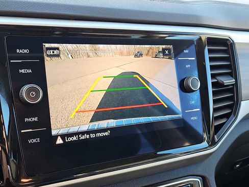 Used 2023 Volkswagen Atlas SEL image 16