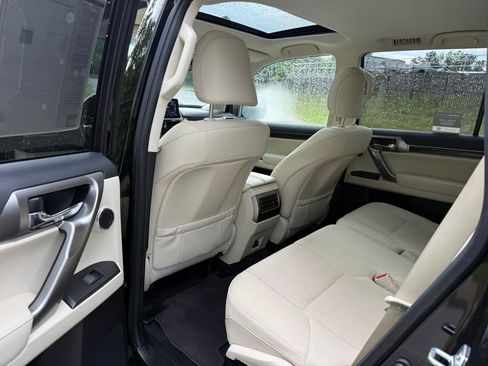 Certified 2023 Lexus GX 460 Premium w/ Premium Plus Package AWD/4WD image 28
