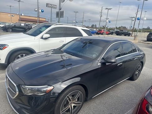 Used 2025 Mercedes-Benz E 350 4MATIC Sedan w/ Driver Assistance Package image 19