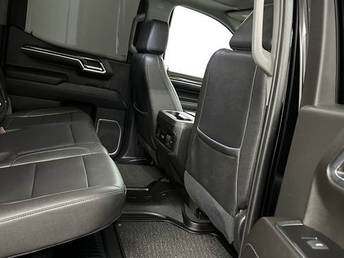 Used 2023 Chevrolet Silverado 1500 RST w/ Redline Edition AWD/4WD image 37