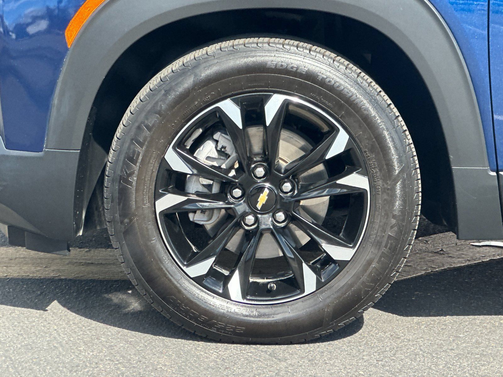 Used 2023 Chevrolet TrailBlazer LT FWD image 23