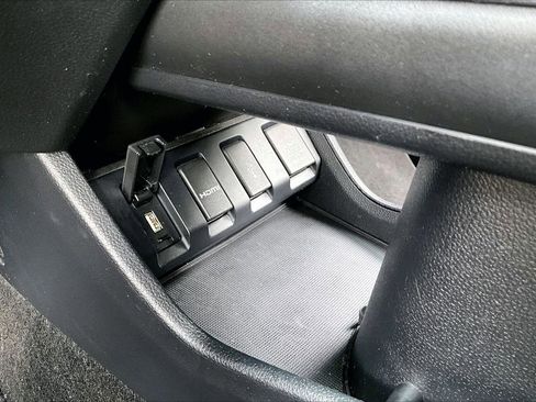 Used 2016 Honda HR-V EX image 25