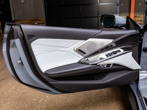 Used 2024 Chevrolet Corvette Z06 image 34