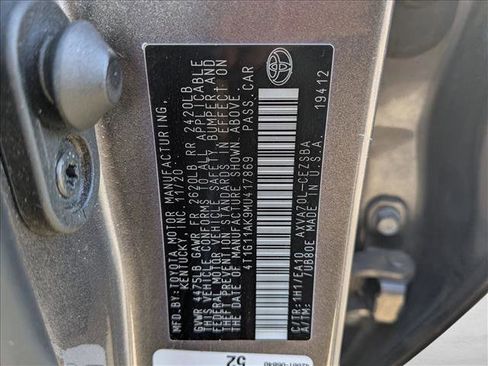 Used 2021 Toyota Camry SE image 22