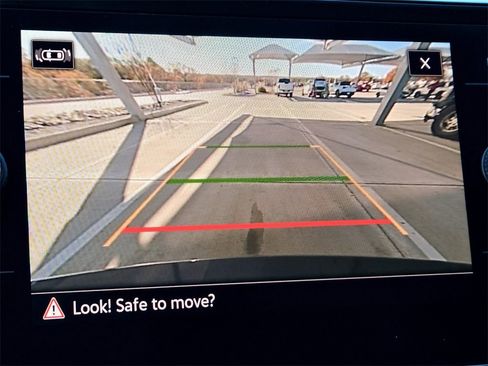 Used 2022 Volkswagen Tiguan SEL R-Line image 19