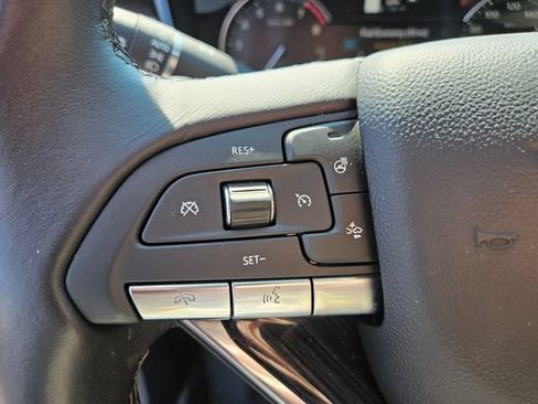 Used 2024 Cadillac XT6 Premium Luxury w/ LPO, Floor Liner Package AWD/4WD image 27