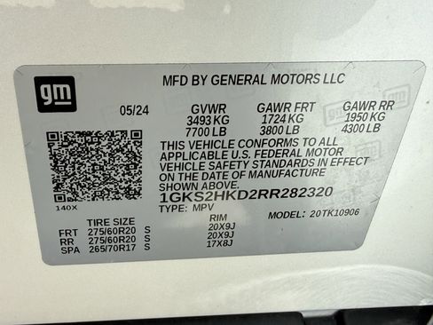 Used 2024 GMC Yukon XL AT4 w/ Technology Package image 34