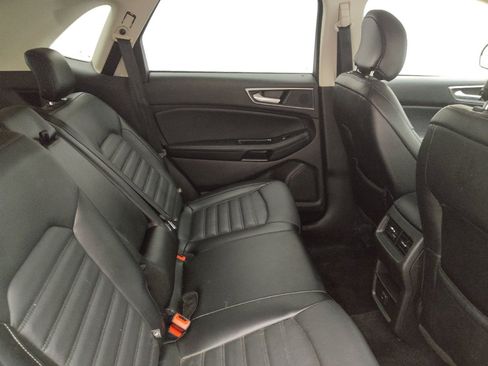 Used 2017 Ford Edge SEL w/ Equipment Group 201A AWD/4WD image 19