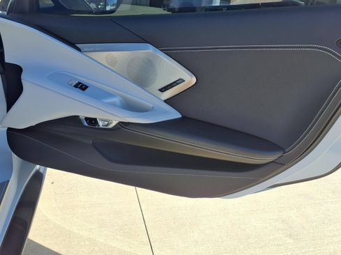 Used 2023 Chevrolet Corvette Stingray Preferred Cpe w/ Z51 Performance Package RWD image 6