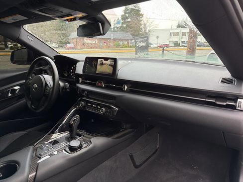 Used 2021 Toyota Supra Premium image 25