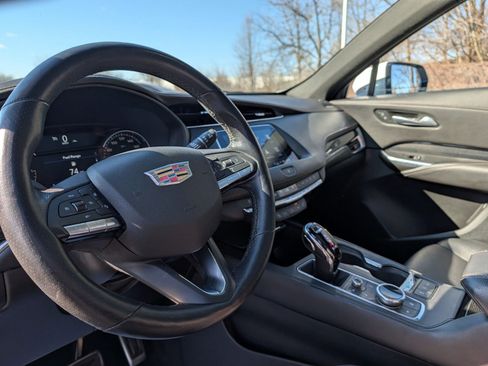Used 2023 Cadillac XT4 Sport w/ LPO, Onyx Lite Package image 34