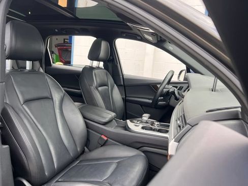 Used 2019 Audi Q7 2.0T Premium w/ Convenience Package AWD/4WD image 34