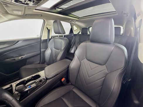 Used 2024 Lexus NX 350h AWD w/ Vision Package image 11