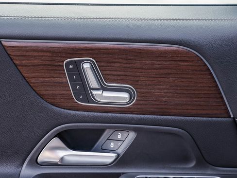 New 2026 Mercedes-Benz GLB 250 image 22