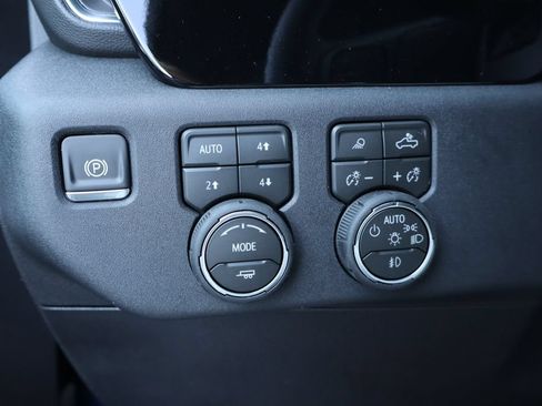 New 2026 Chevrolet Silverado 3500 LTZ w/ LTZ Plus Package AWD/4WD image 16