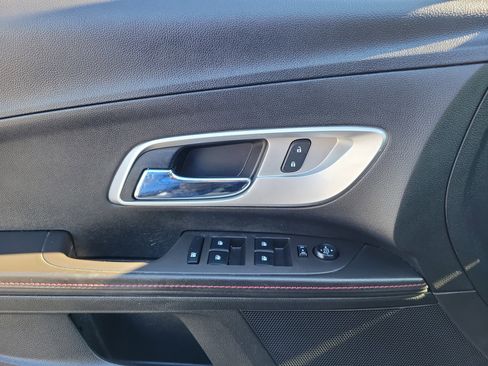 Used 2015 Chevrolet Equinox LT w/ Power Convenience Package image 17