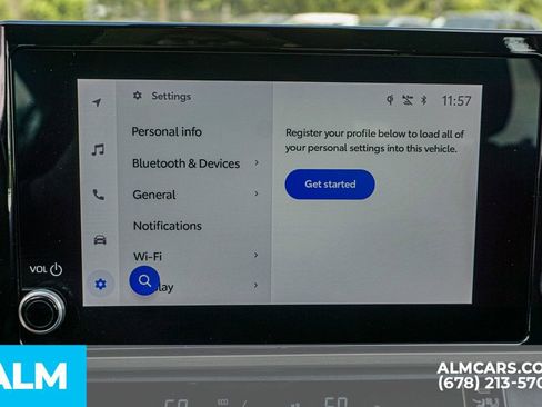 Used 2025 Toyota Camry SE image 34