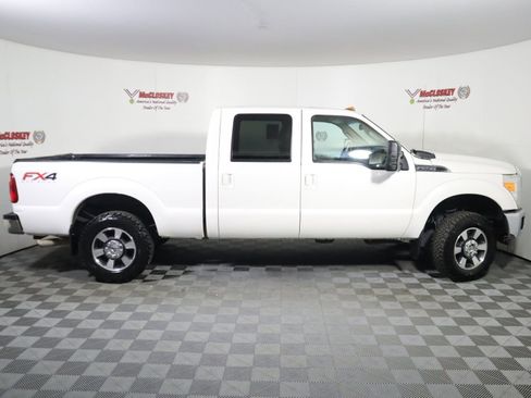 Used 2015 Ford F250 Lariat w/ Lariat Ultimate Package image 5
