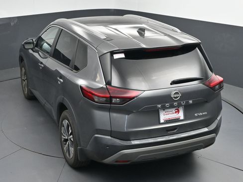 Used 2022 Nissan Rogue SV w/ SV Premium Package image 34