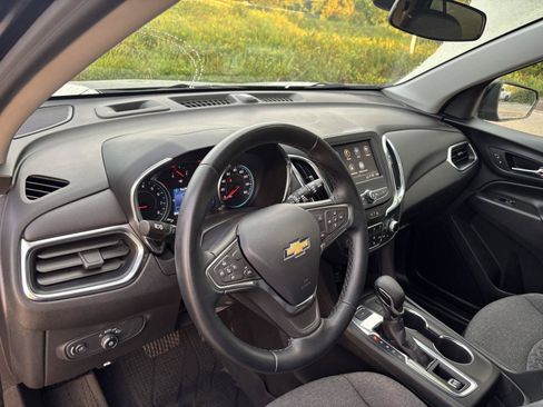 Used 2024 Chevrolet Equinox LT w/ LPO, Floor Liner Package AWD/4WD image 18