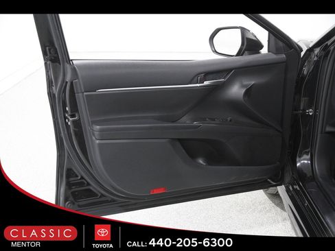 Certified 2023 Toyota Camry SE image 4