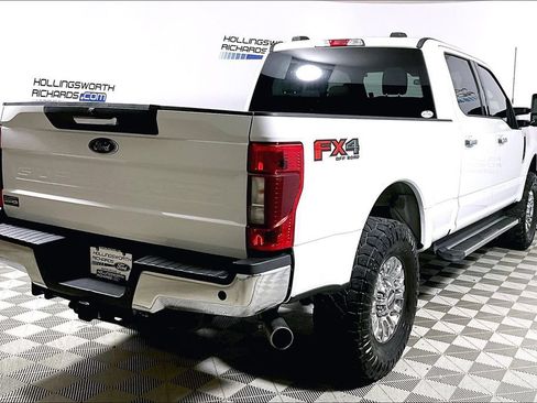Used 2022 Ford F250 XLT w/ XLT Premium Package AWD/4WD image 9