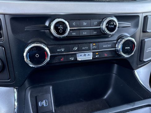 Used 2023 Ford F150 XLT w/ Equipment Group 302A High image 5